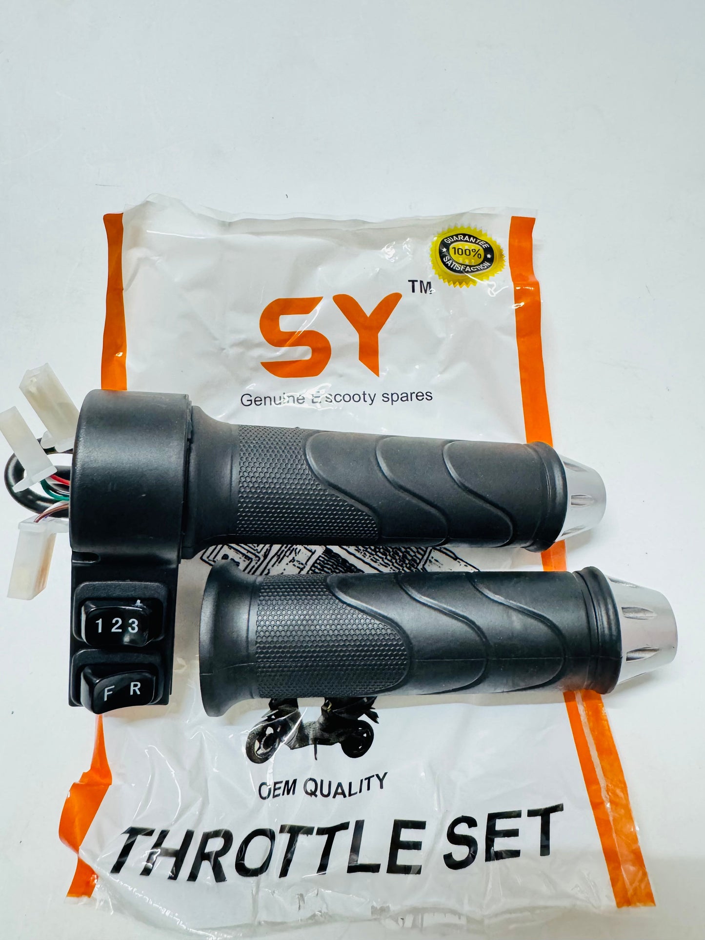 THROTTLE D R 1 2 3 WATERPROOF WITH CHROME